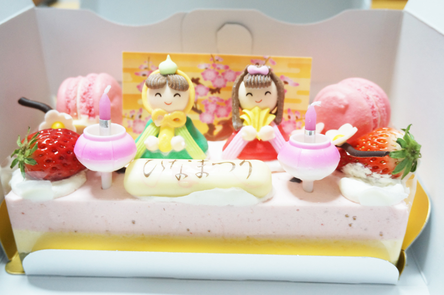 ホテルプラザ勝川パティスリー ル・シエルのひな祭りケーキ