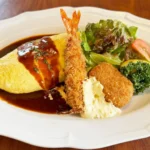 やっぱりここは格別！オープンから25年「ロイヤルホスト高蔵寺店」市内唯一の店舗です。