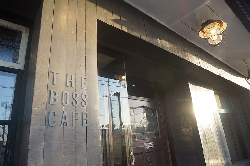 THE BOSS CAFE【大きなフルーツパフェが食べられる素敵なカフェ】