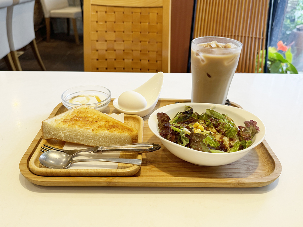 和食とパン両方選べる！【ごはんcafeKAWAのモーニング】ご飯はおかわり無料です。