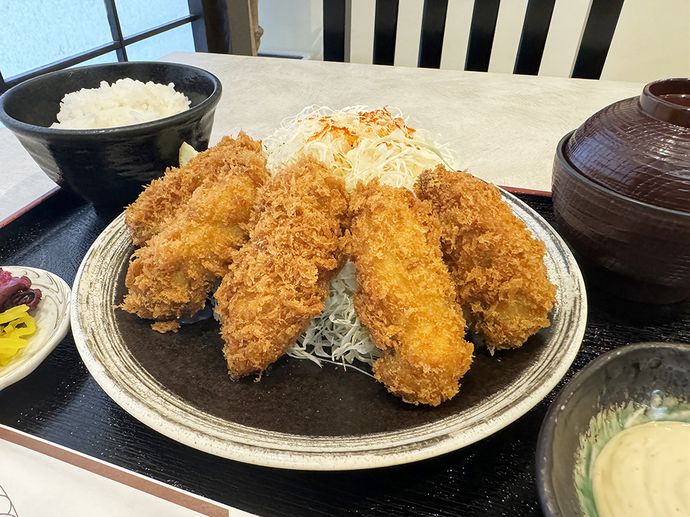 【期間限定】とんかつ桂のカキフライが最高！広島県産大粒のカキフライ御膳