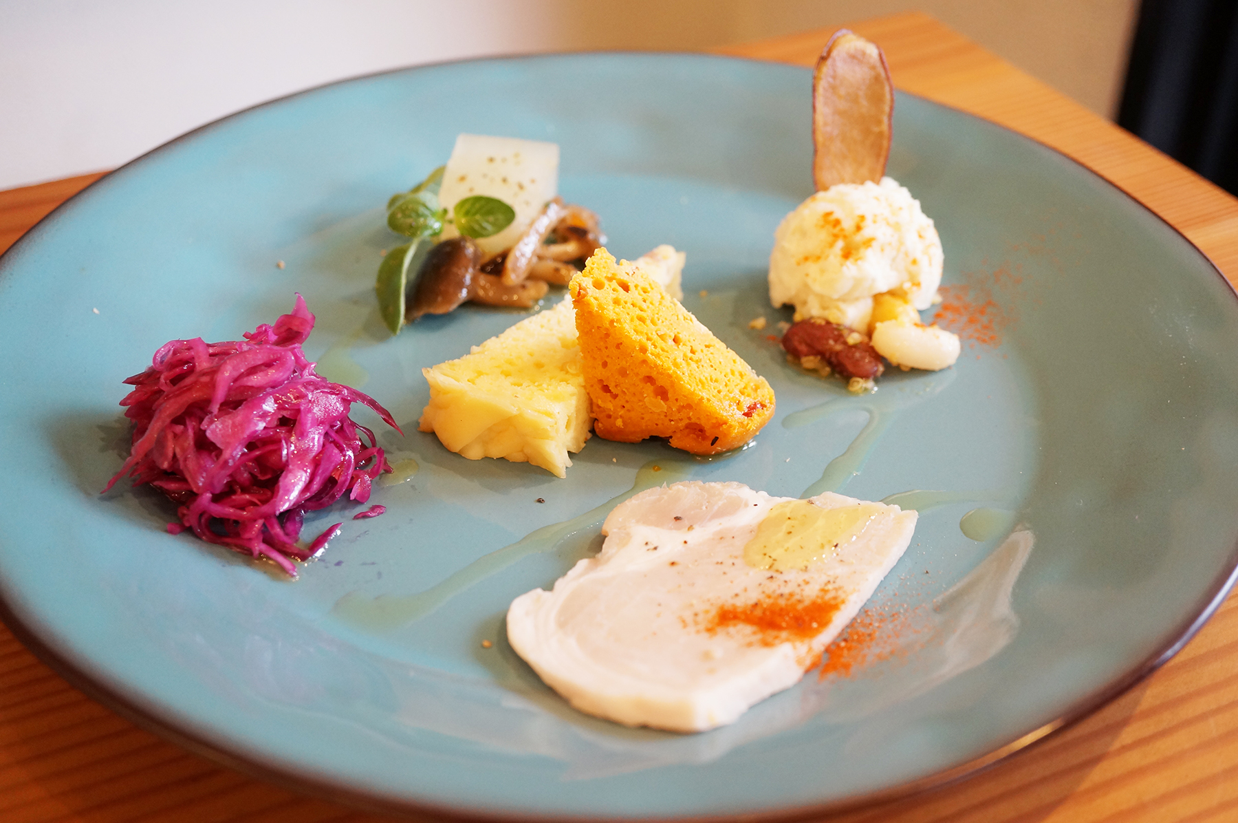 【春日井市】乙女ランチが大人気！一汁多菜の洋食屋さんグリルオニオンを紹介。素敵な空間の洋食カフェ。