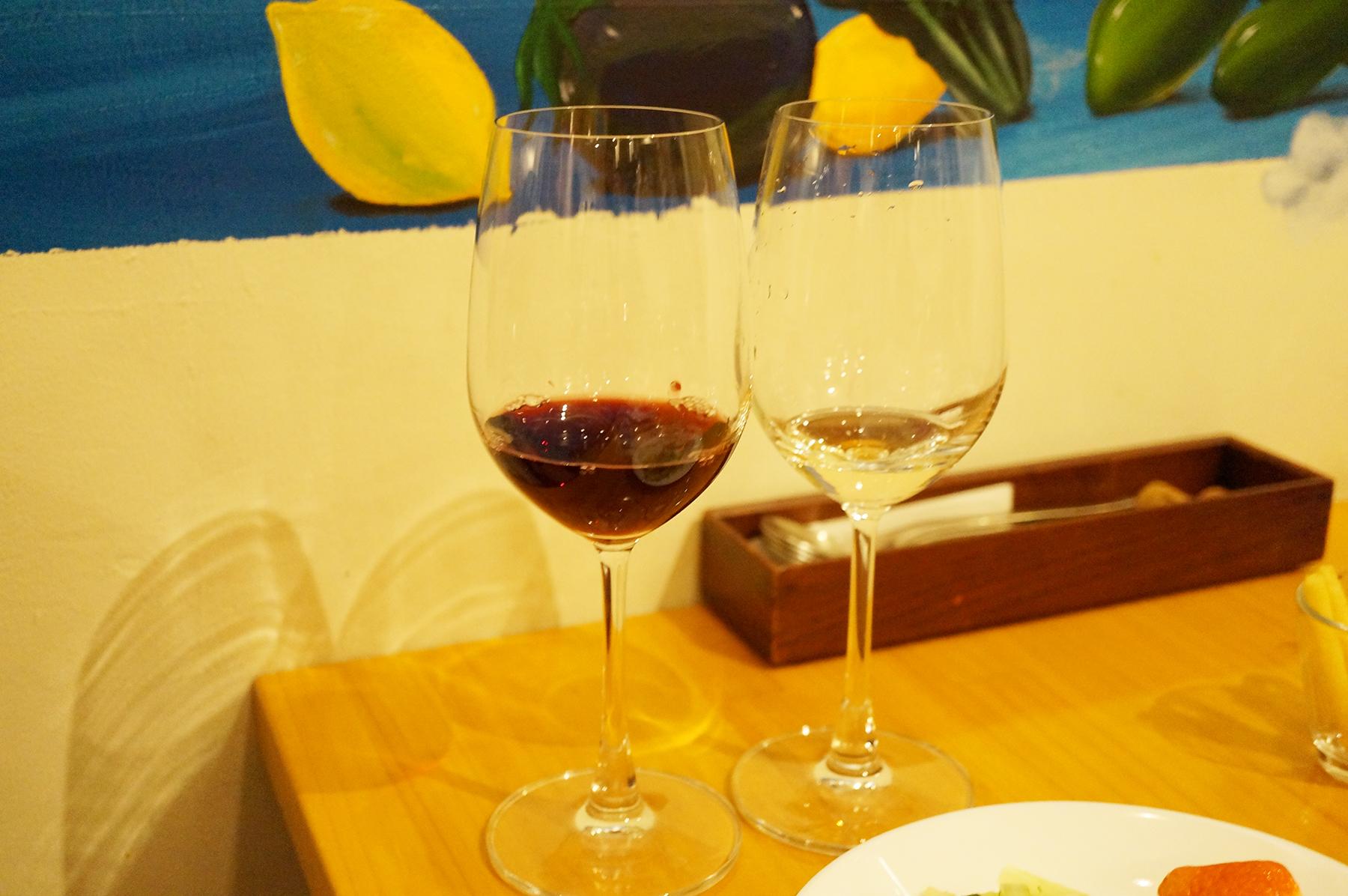 イタリアンバルsalute（サルーテ）の「美味しいチーズとワインの会」へ。飲み放題＆チーズ料理が最高でした。