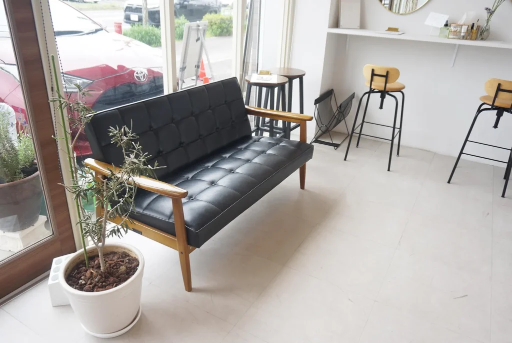 高い技術力と接客が魅力「MOCHI EYELASH」を紹介。深夜営業もある素敵なサロン。