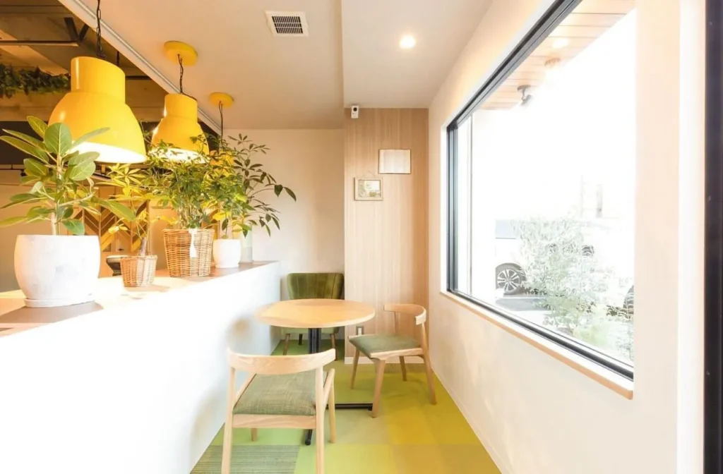 多彩なアイディアで「魅せる店舗づくり」を手掛ける。店舗デザイナー、西尾美春さんを紹介。