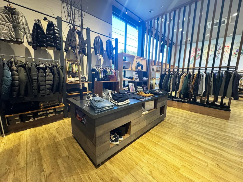 レディースカジュアルからオーダースーツまで揃う素敵なセレクトショップ「Alcott」