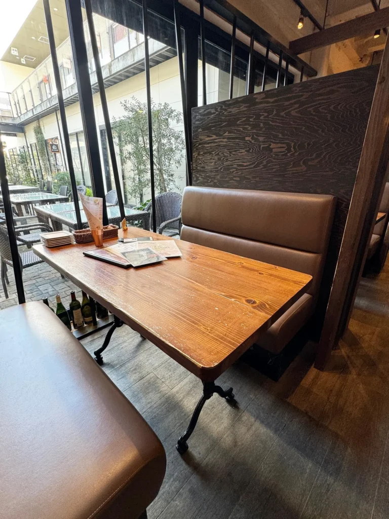 気軽に美味しい鉄板料理を楽しむならココ。勝川のお洒落な隠れ家バル「鉄板バル エテルノ」