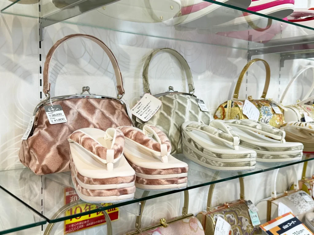 何でも気軽に相談できる、街の便利な着物屋さん「和わ高蔵寺店」メンテナンスや着付け教室も。