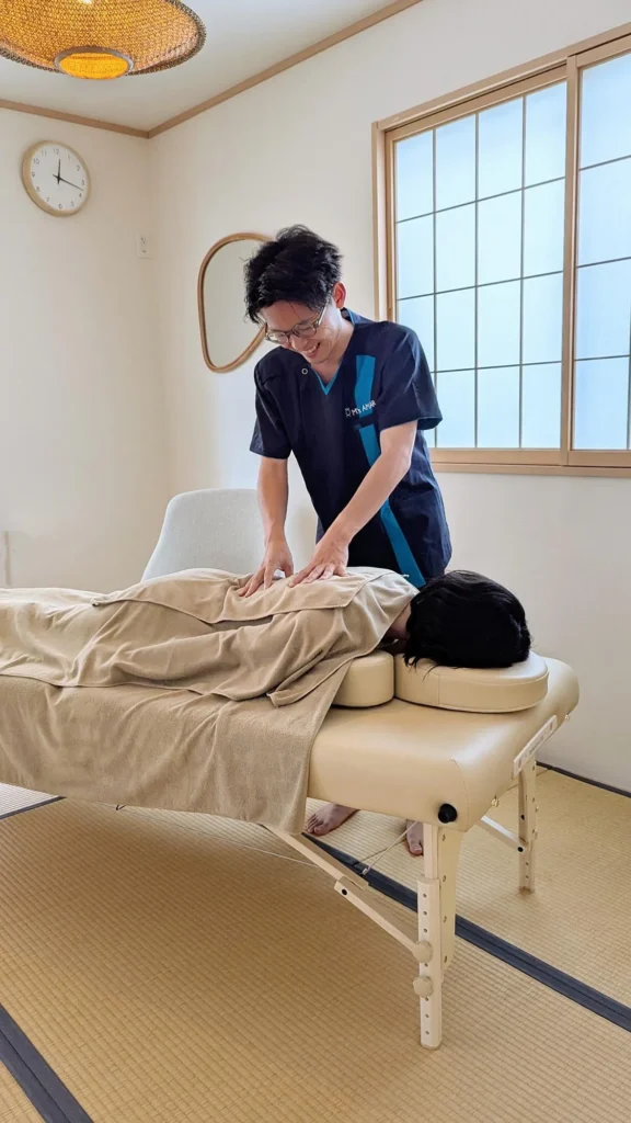 飼い主さんも共に寛げるわんちゃん猫ちゃん専門のペット整体「エムズアマー」