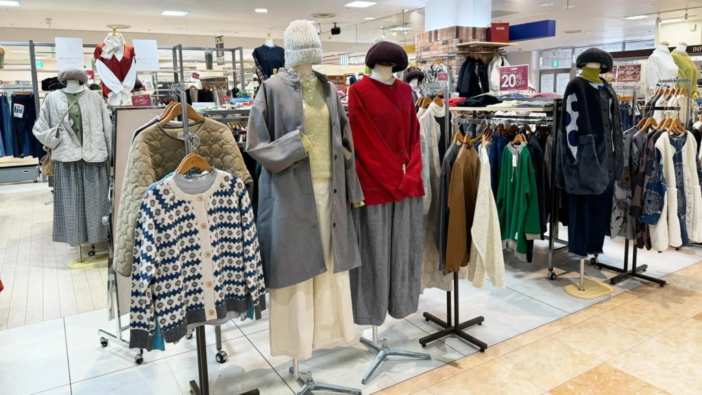 他店にはないナチュラルで可愛いコーディネートが揃う「JACKサンマルシェ高蔵寺店」